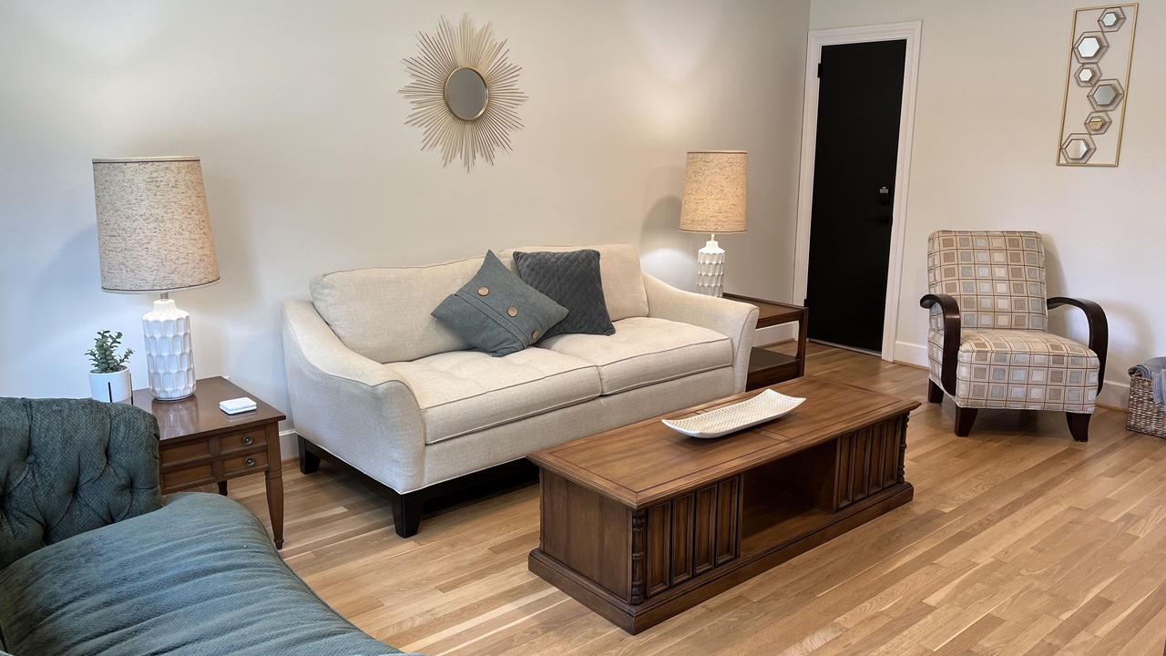 Photo of Livingroom in Hickory