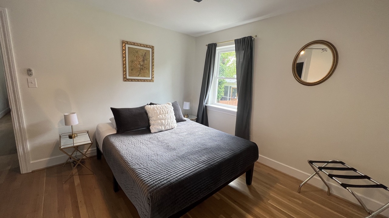 Photo of Bedroom in Hickory