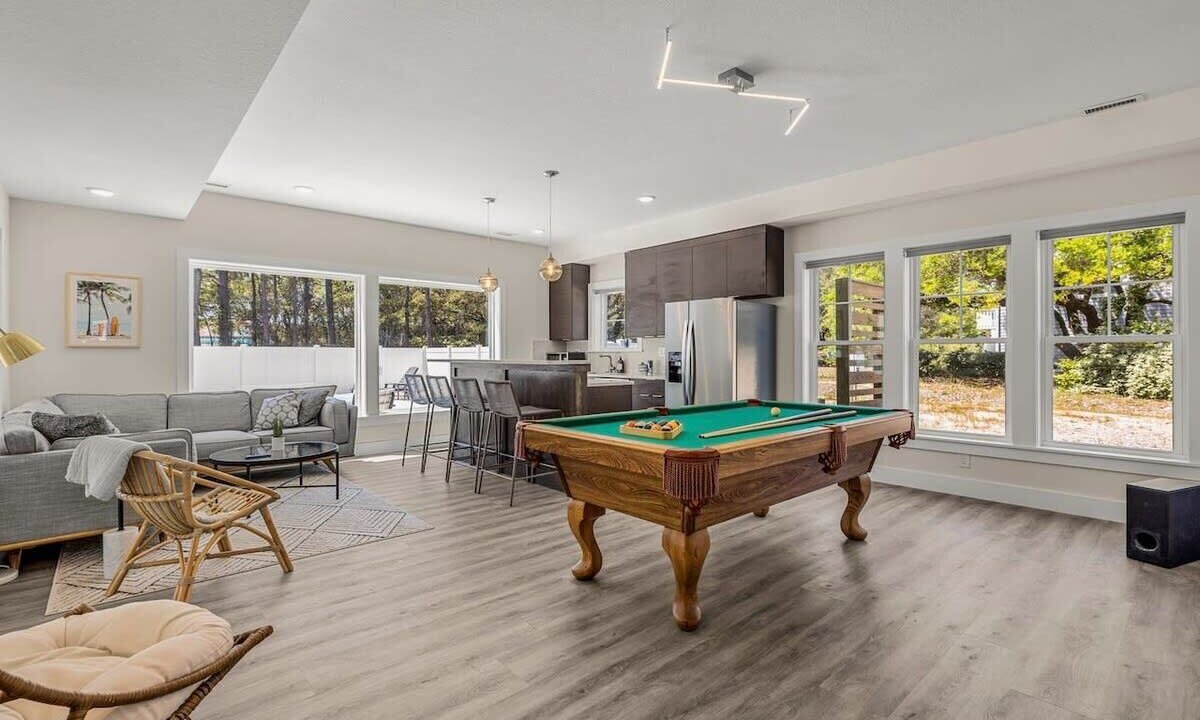 Photo of Bedroom in Whalehead Beach