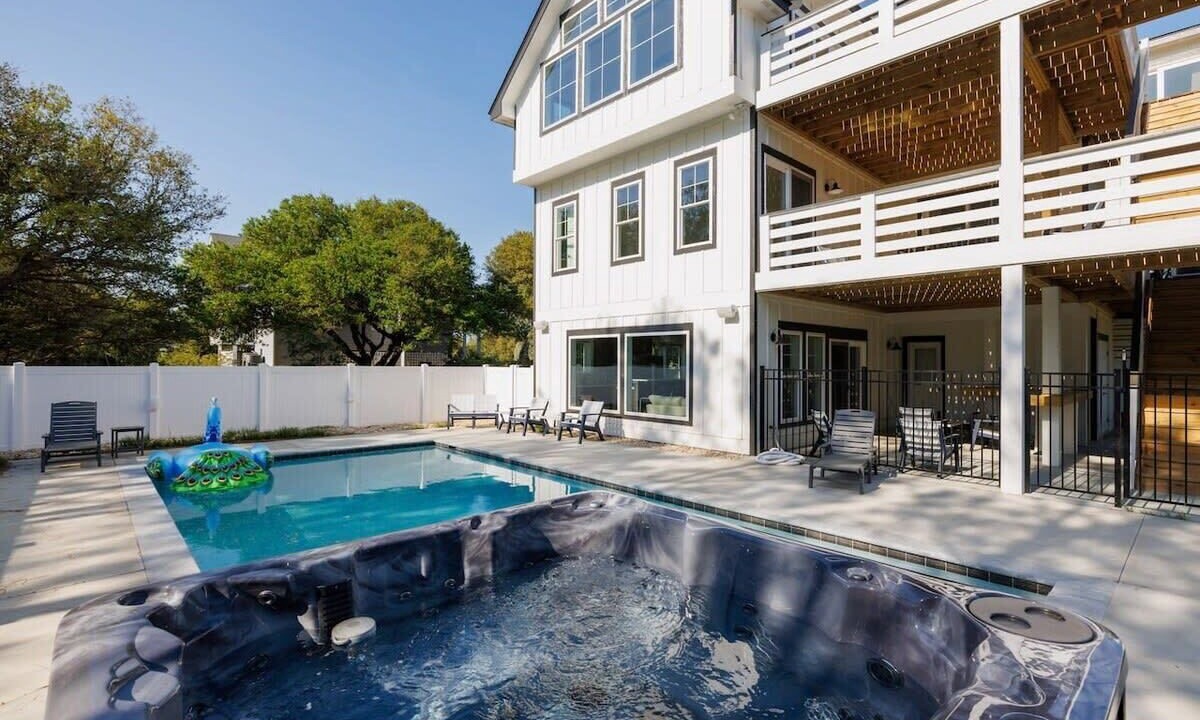 Photo of Outdoor in Whalehead Beach