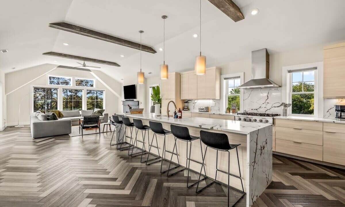 Photo of Kitchen in Whalehead Beach