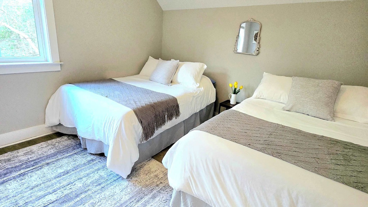 Photo of Bedroom in Biddleville
