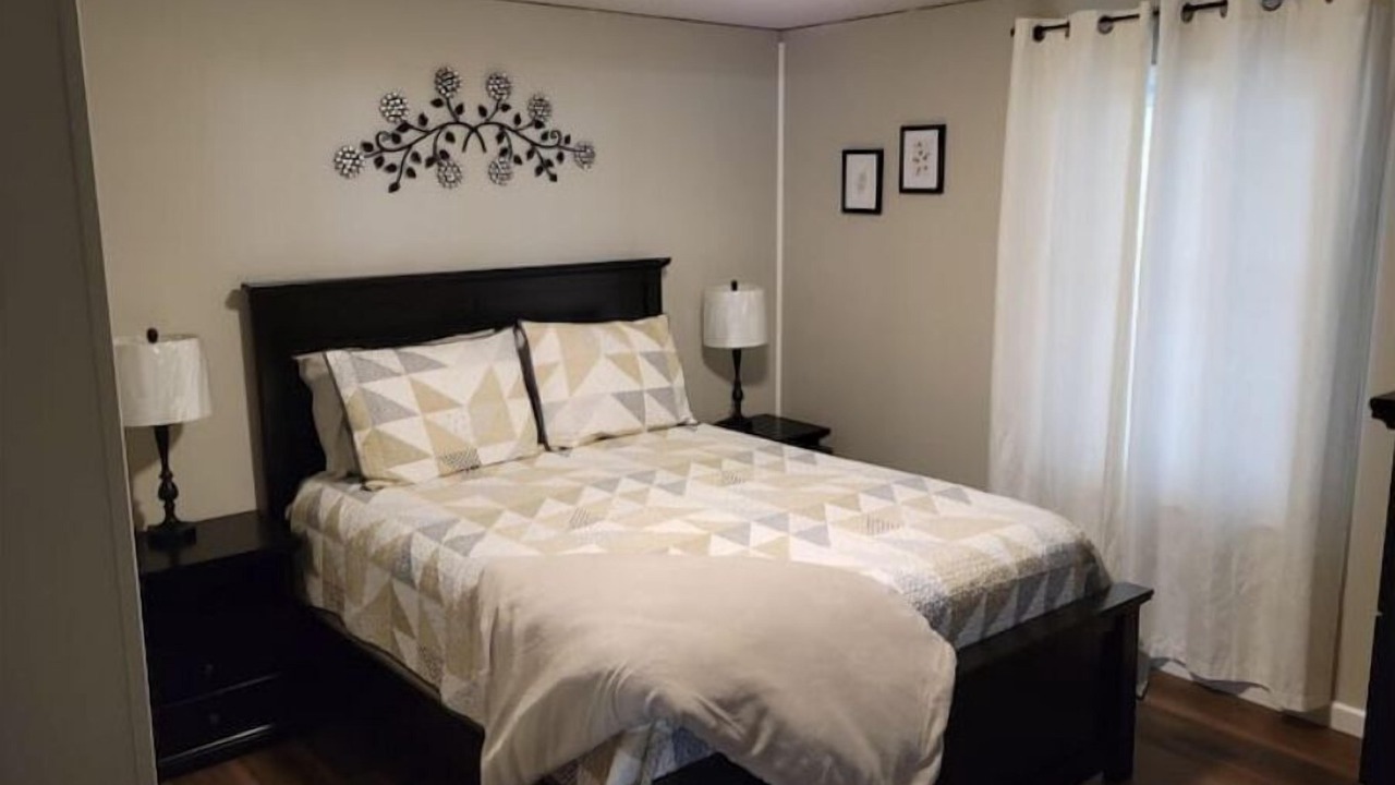 Photo of Bedroom in Hot Springs