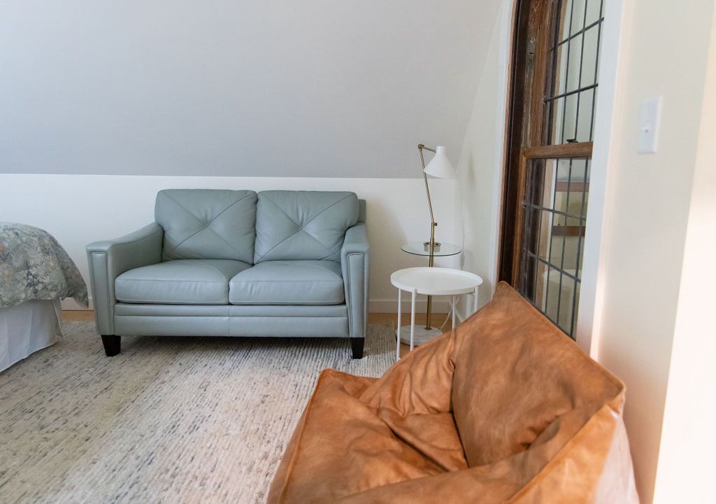 Photo of Livingroom in Laurel Park