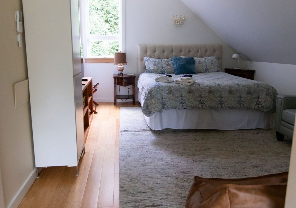 Photo of Bedroom in Laurel Park