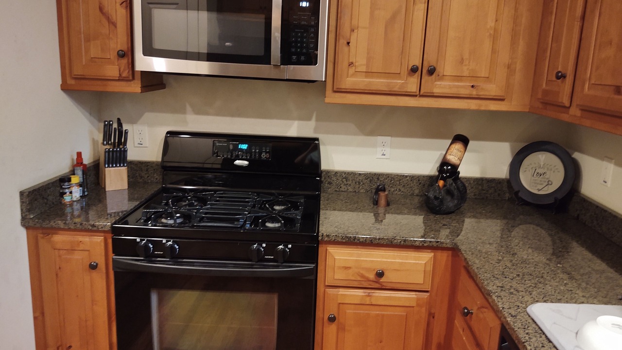 Photo of Kitchen in Bear Lake Reserve