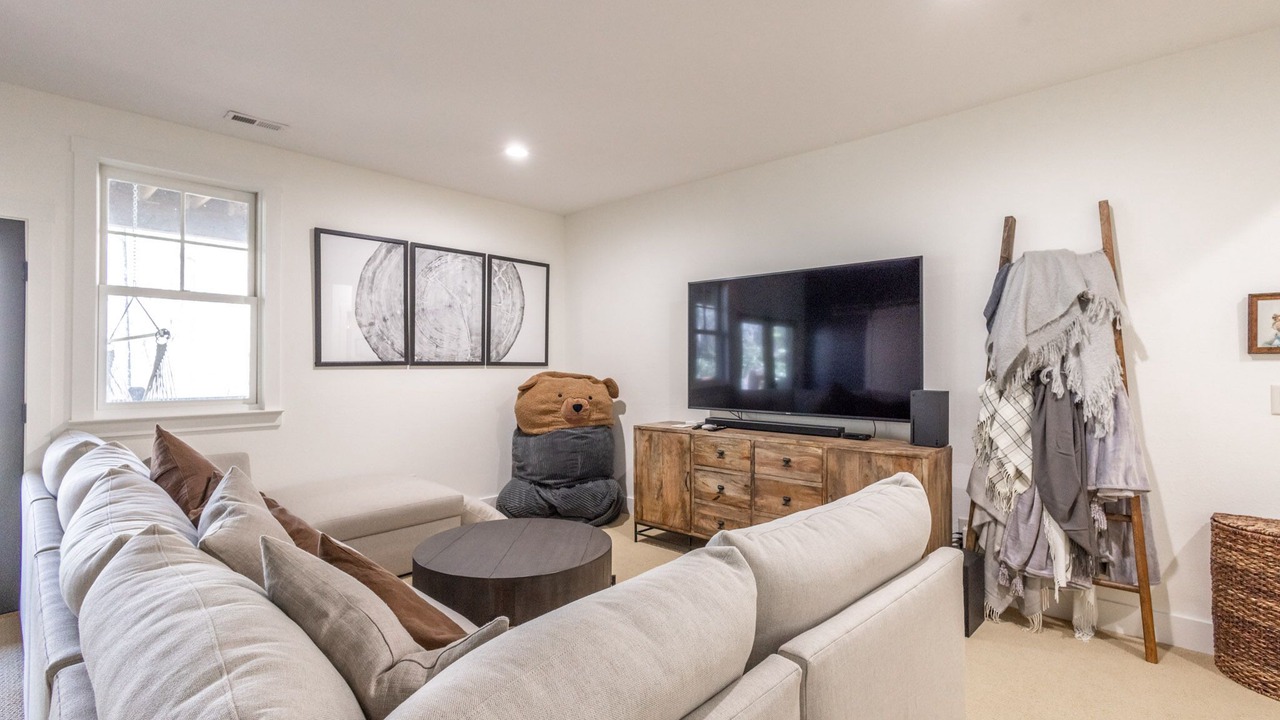 Photo of Bedroom in Bear Lake Reserve