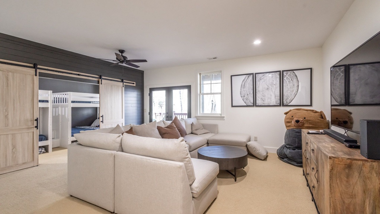 Photo of Bedroom in Bear Lake Reserve