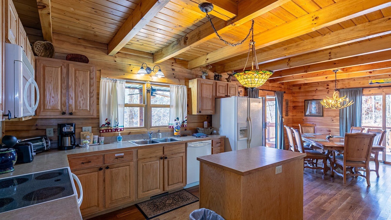 Photo of Kitchen in Hidden Lake