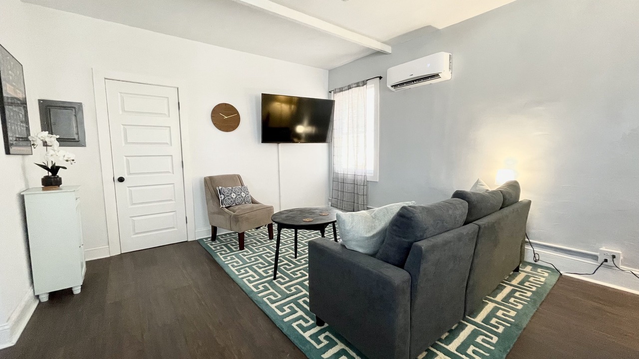 Photo of Livingroom in New Bern