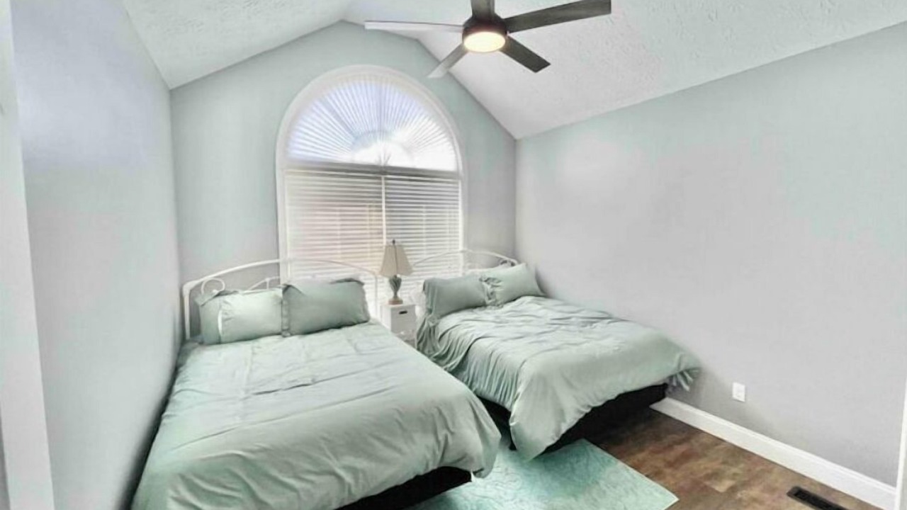 Photo of Bedroom in Bowling Green