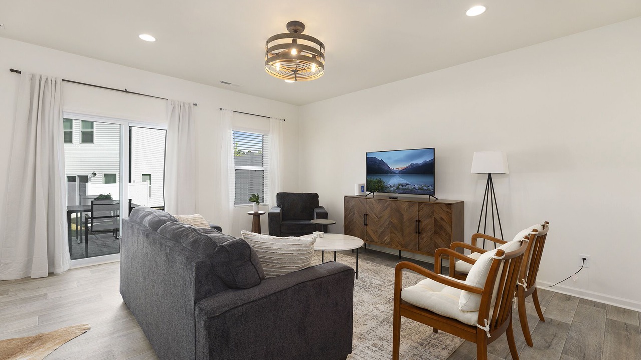 Photo of Livingroom in Harwood Lane