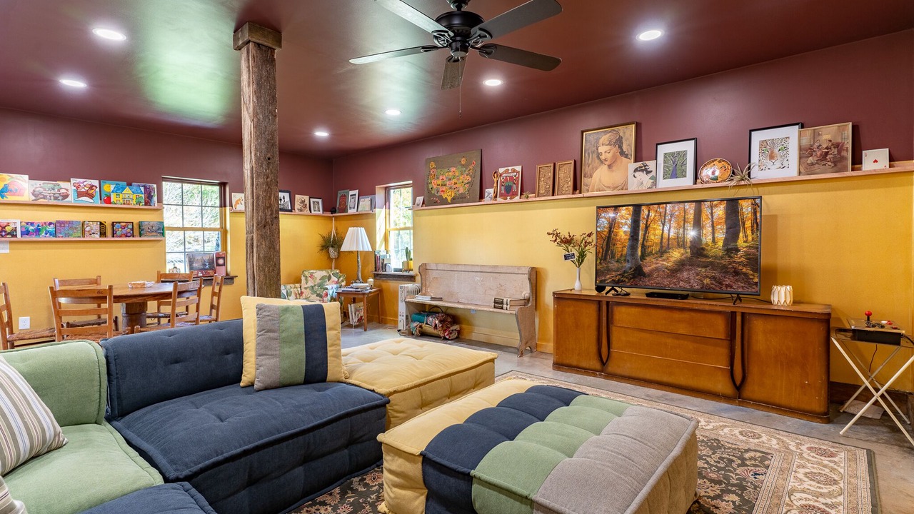 Photo of Livingroom in Sparta