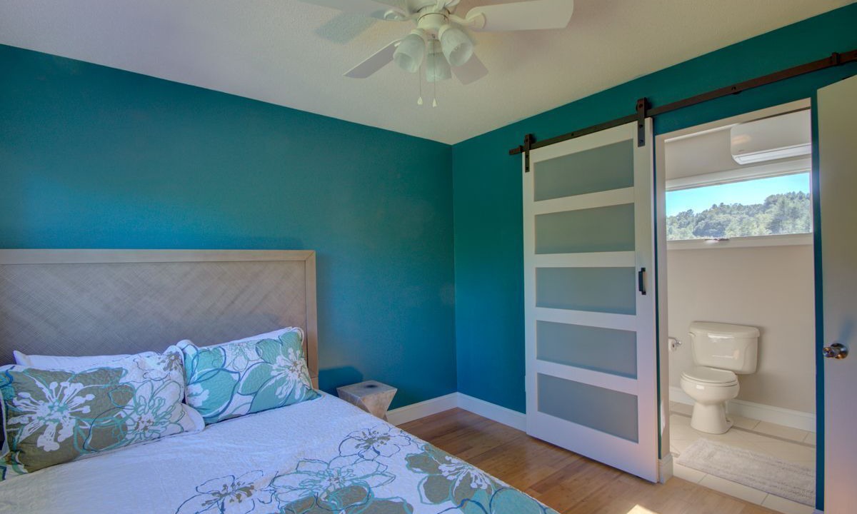 Photo of Bedroom in Weaverville