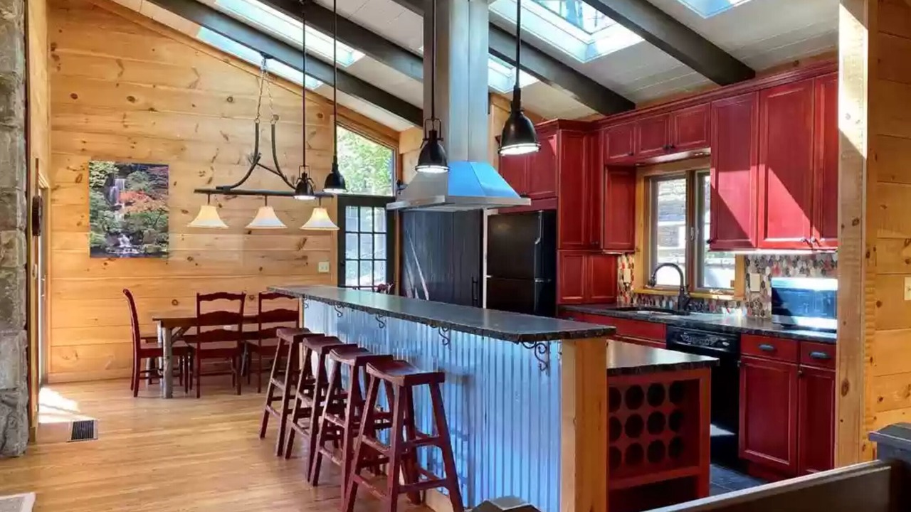Photo of Kitchen in Lake Toxaway