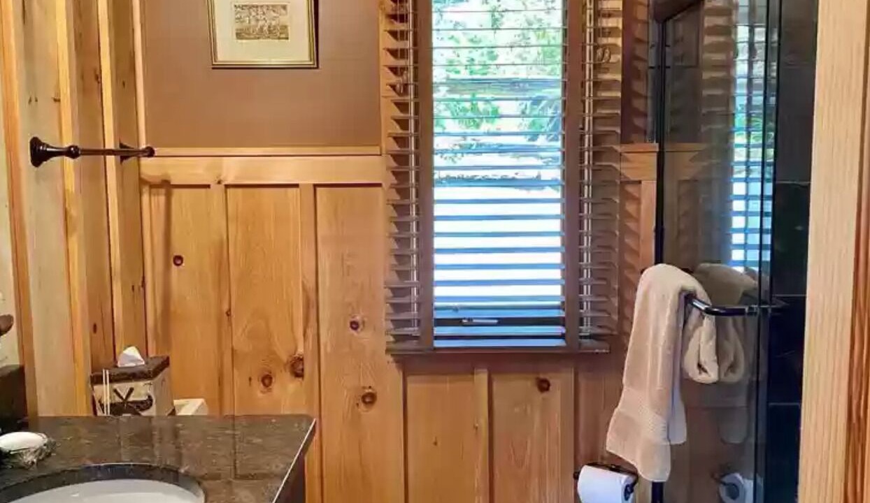 Photo of Bathroom in Lake Toxaway