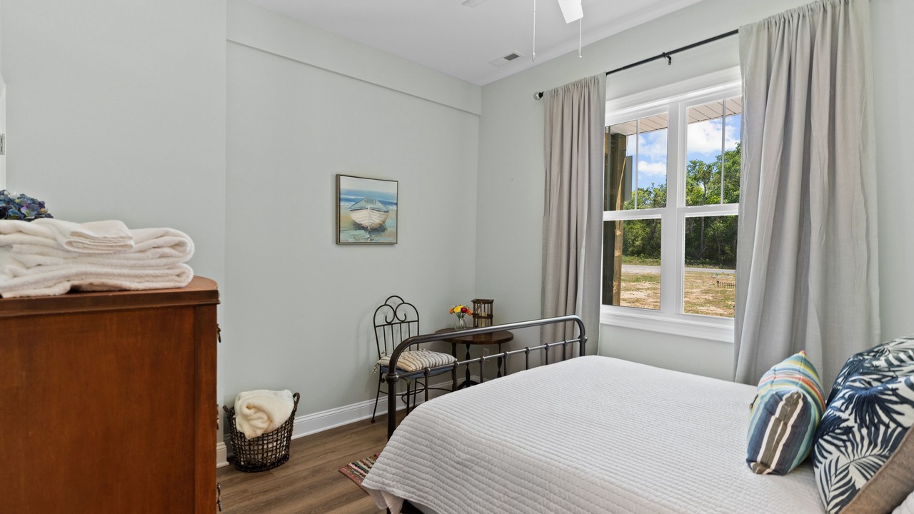 Photo of Bedroom in Supply