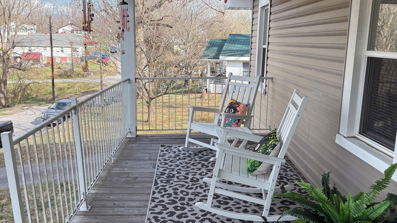 Photo of Patio Balcony in Woodfin