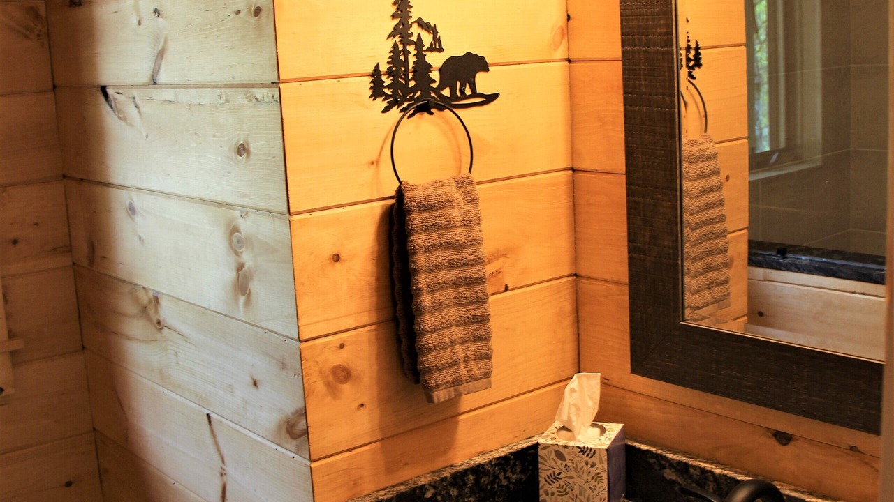 Photo of Bathroom in Fairview