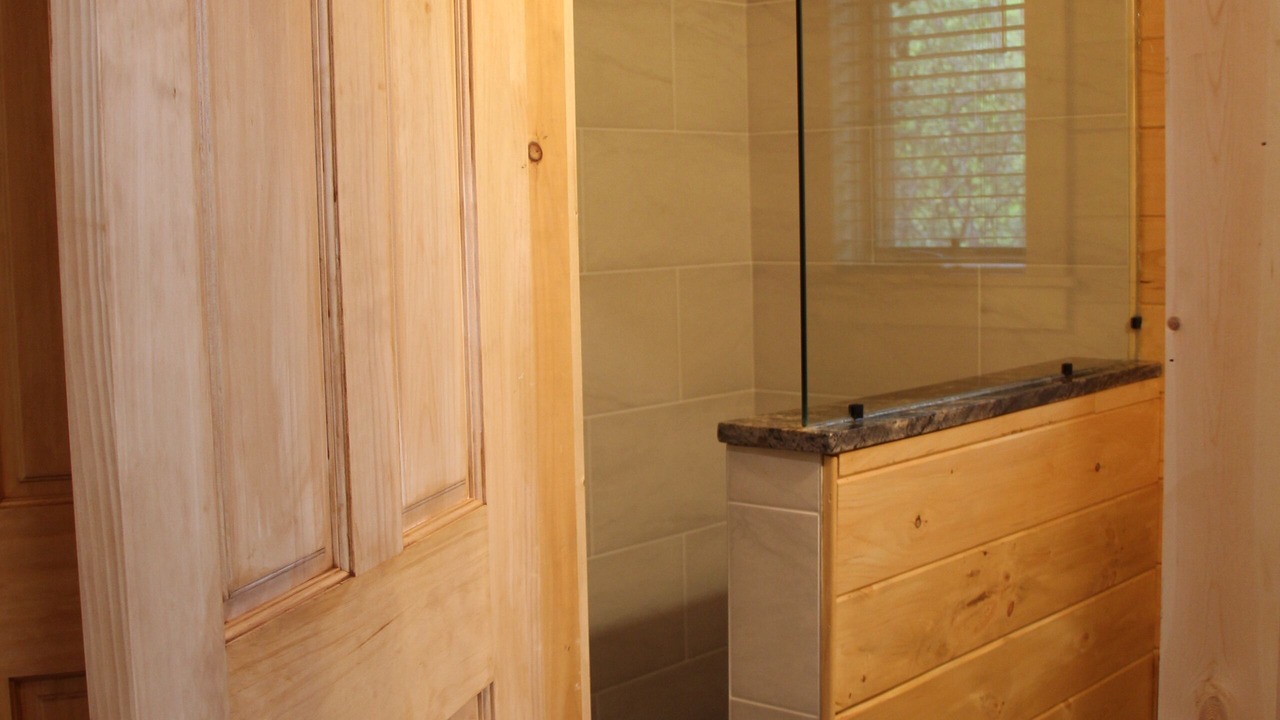 Photo of Bathroom in Fairview