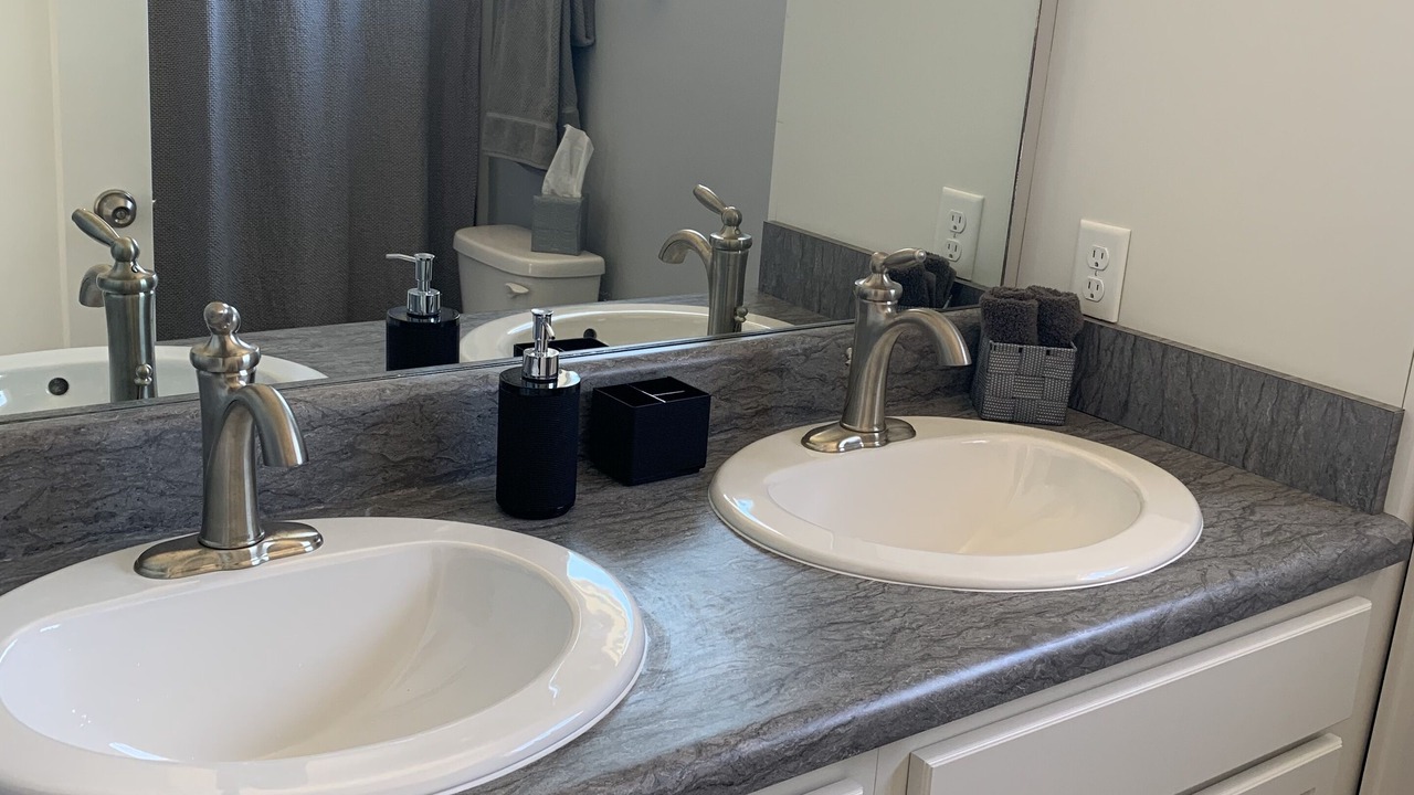 Photo of Bathroom in Candler