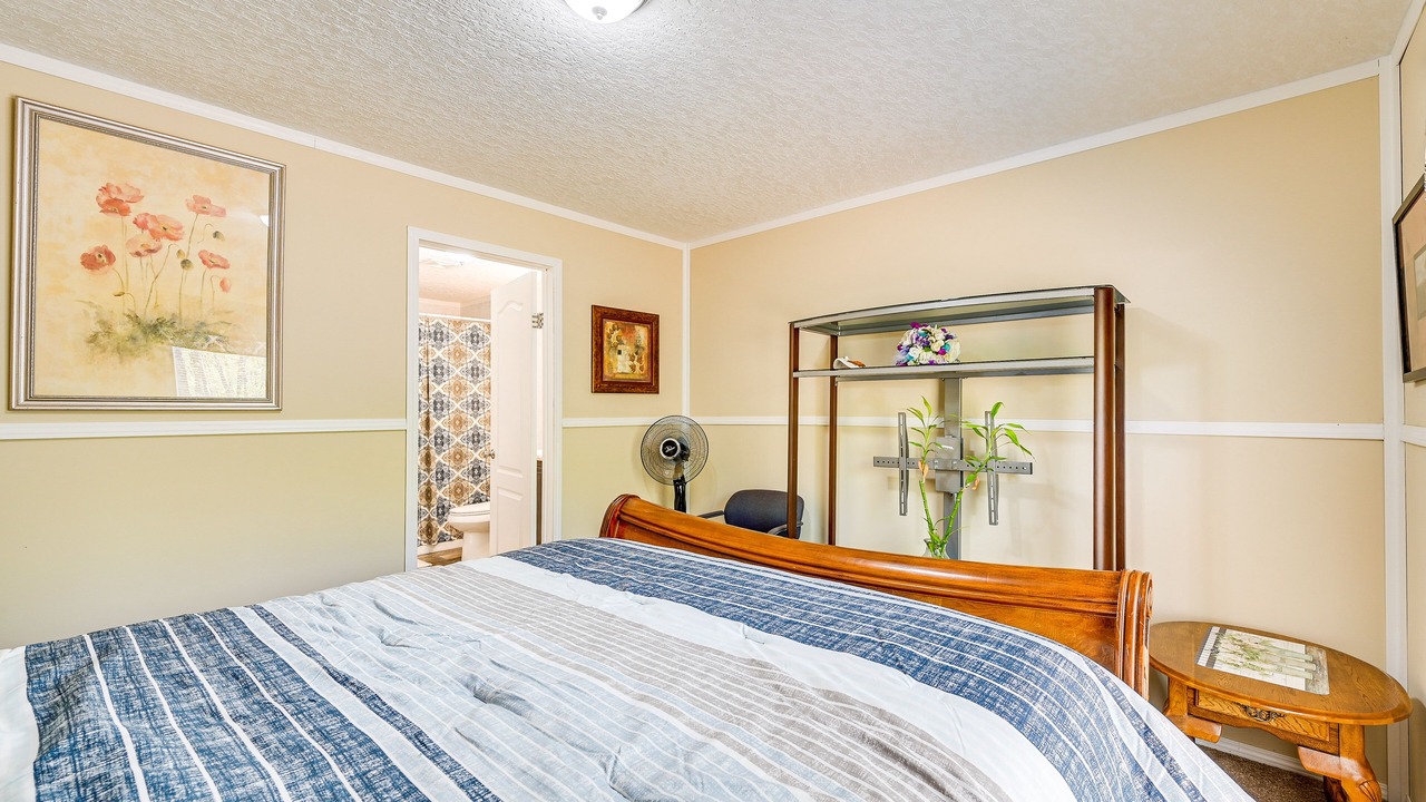 Photo of Bedroom in Stokes