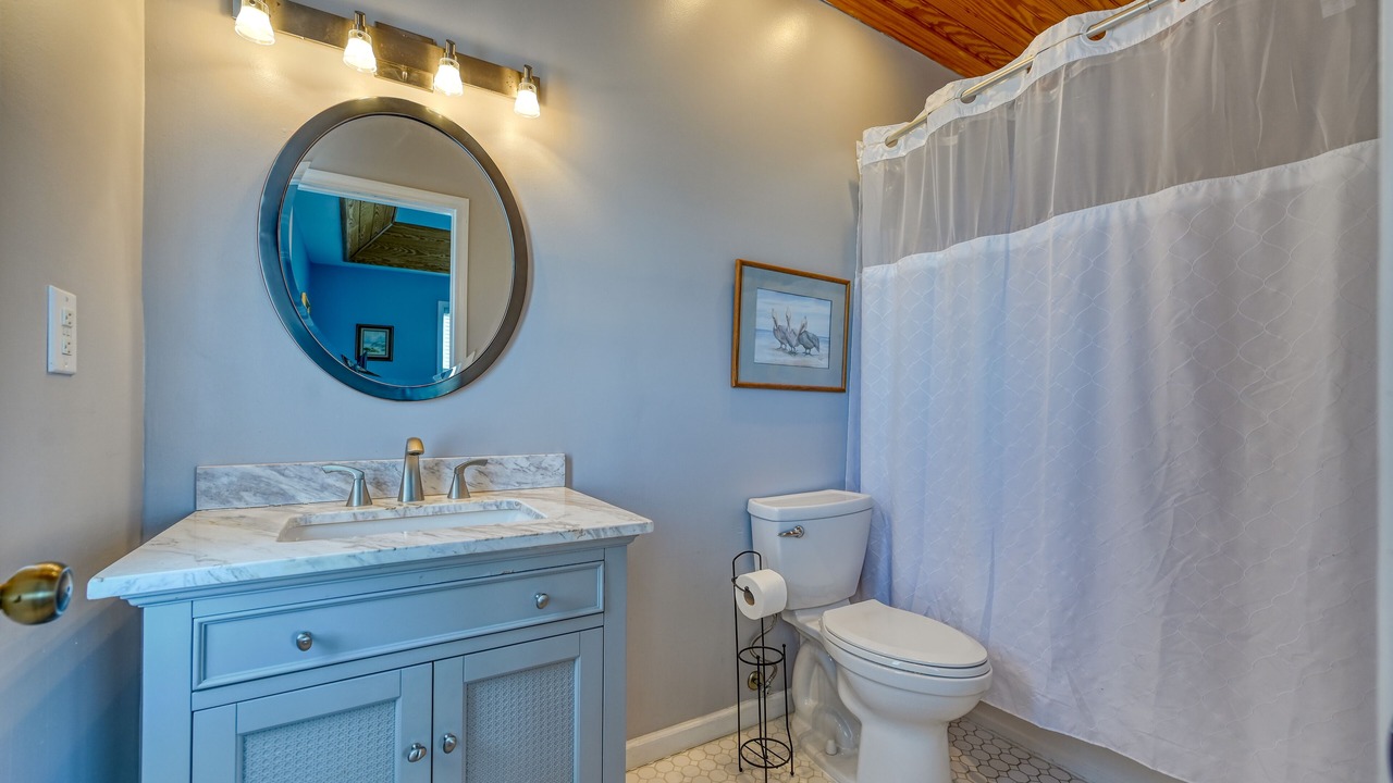Photo of Bathroom in Ocean Ridge