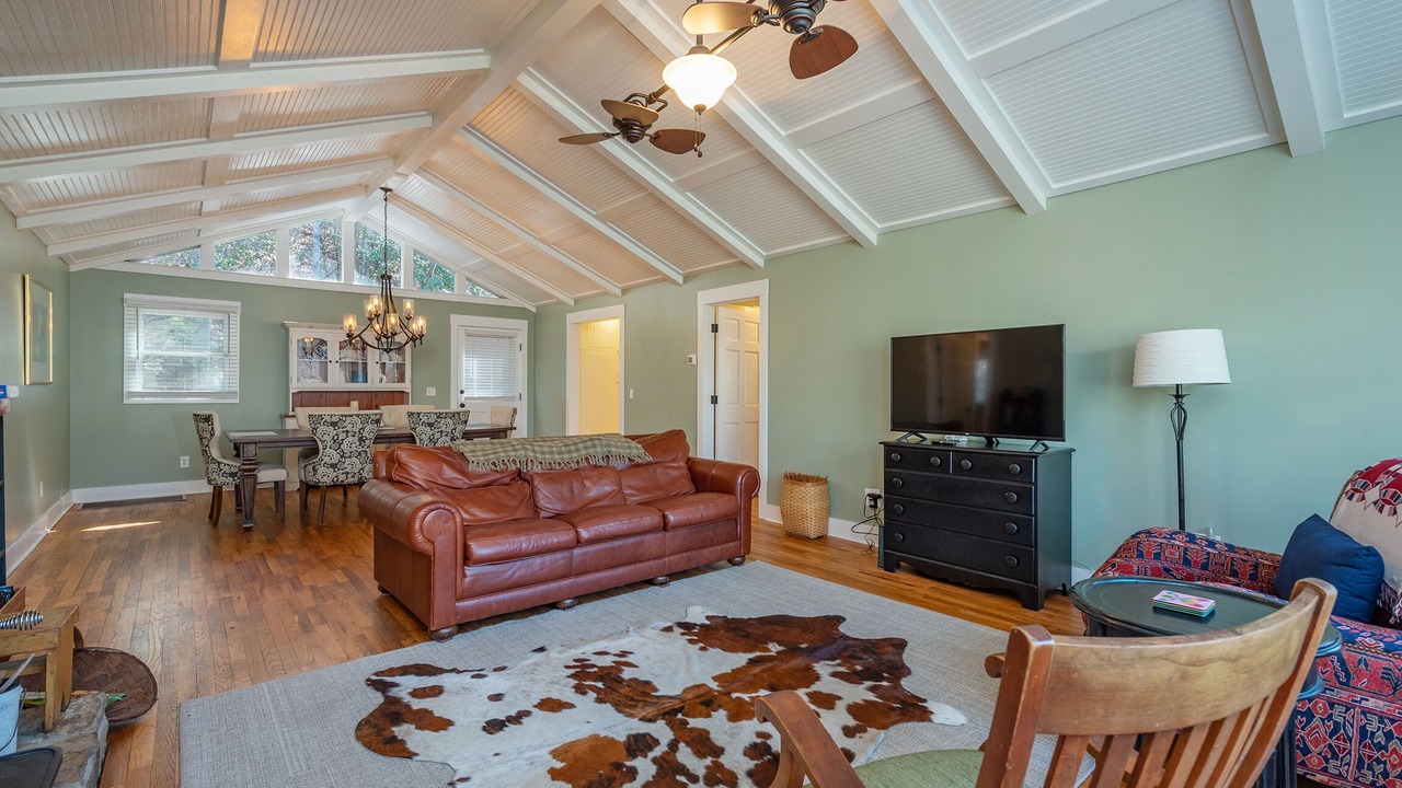 Photo of Bedroom in Cattail Creek