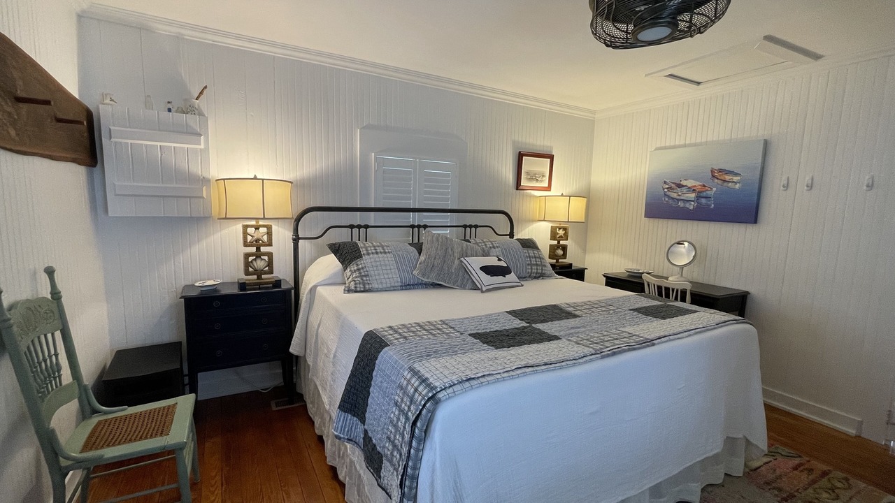 Photo of Bedroom in Swansboro