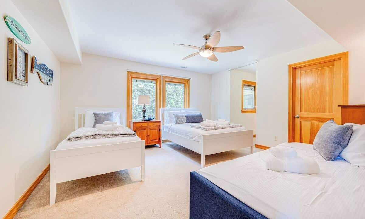 Photo of Bedroom in Southern Shores