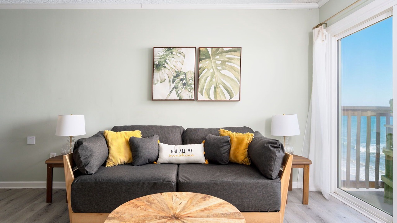 Photo of Livingroom in McCutcheon Field