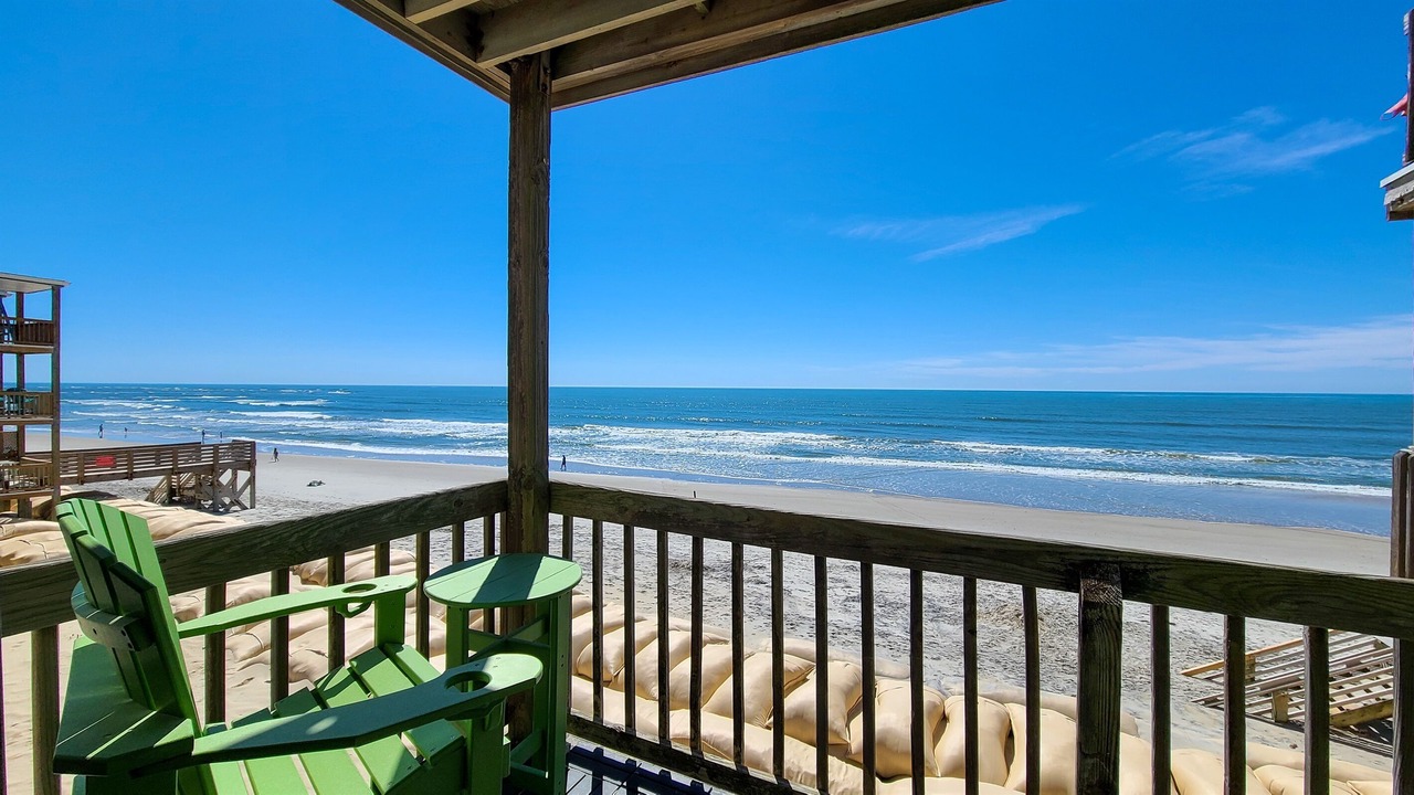 Photo of Patio Balcony in McCutcheon Field