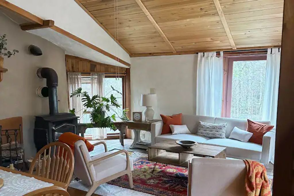 Photo of Livingroom in Burnsville