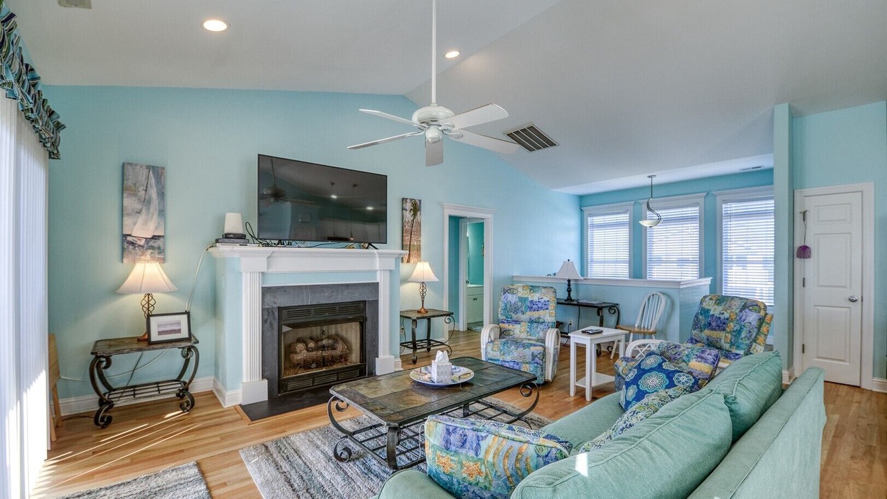 Photo of Bedroom in Village of Stump Sound