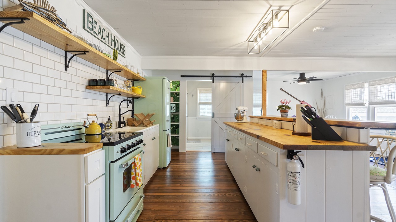 Photo of Kitchen in Surf City