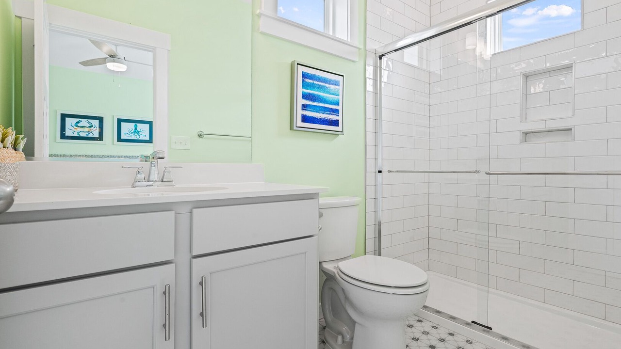 Photo of Bathroom in Bermuda Bay
