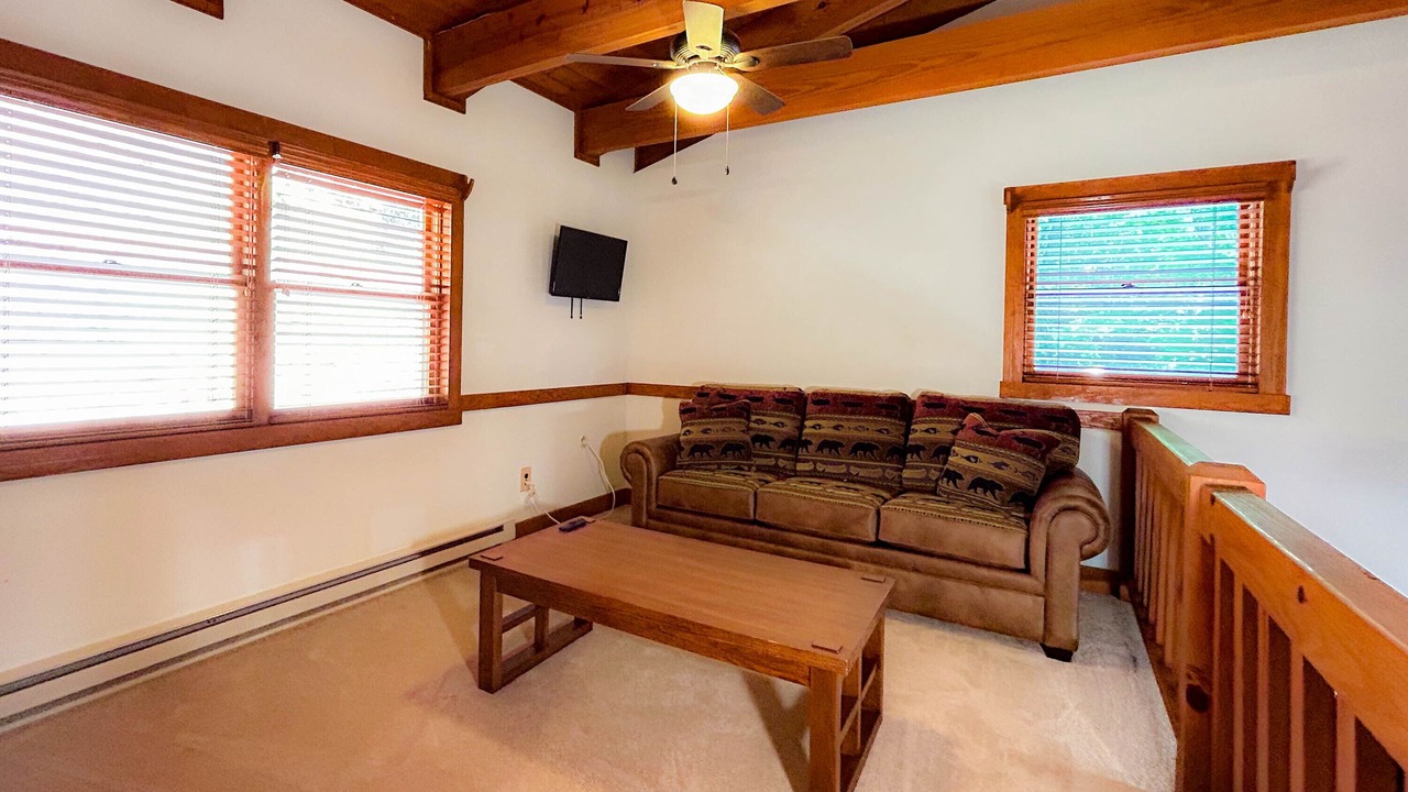 Photo of Livingroom in Whittier