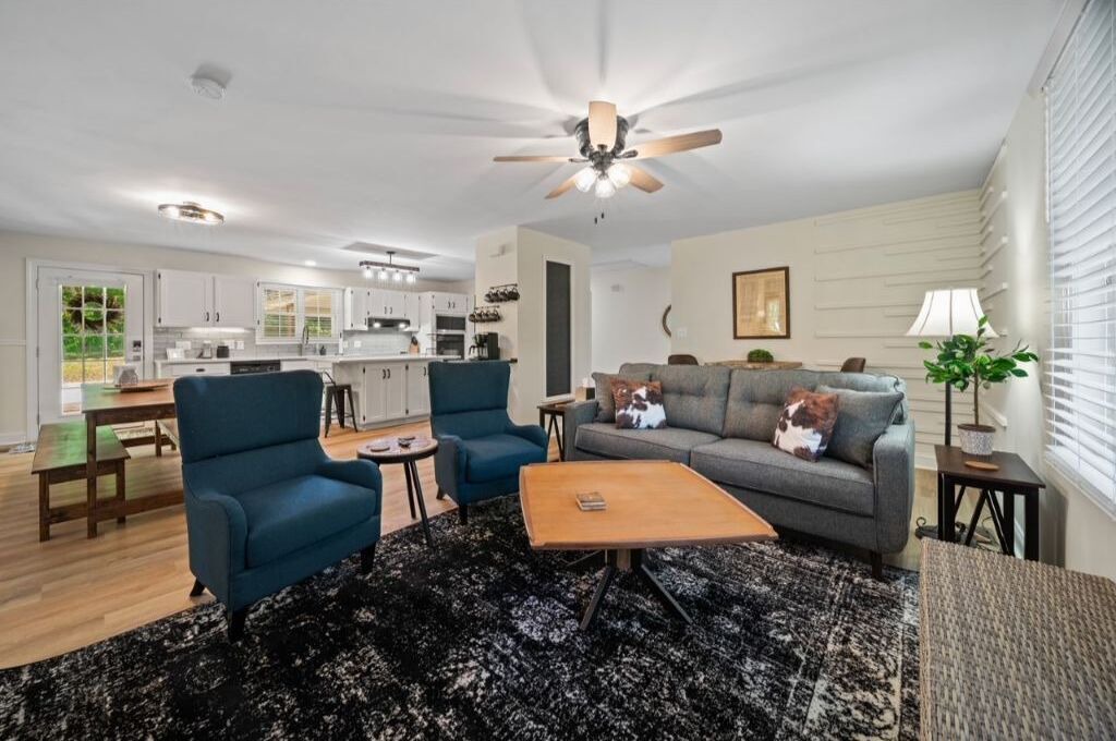 Photo of Bedroom in Sunset Road