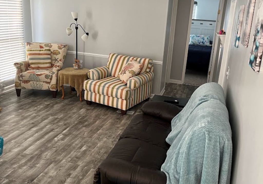 Photo of Livingroom in Aurora