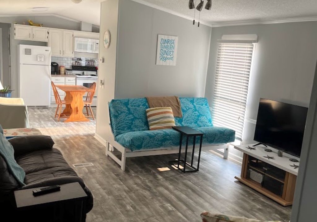 Photo of Livingroom in Aurora