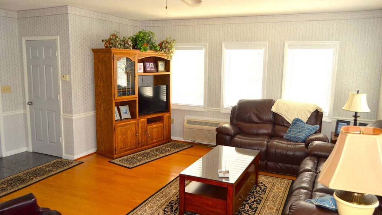 Photo of Livingroom in Semora