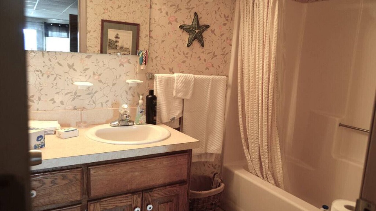 Photo of Bathroom in Semora