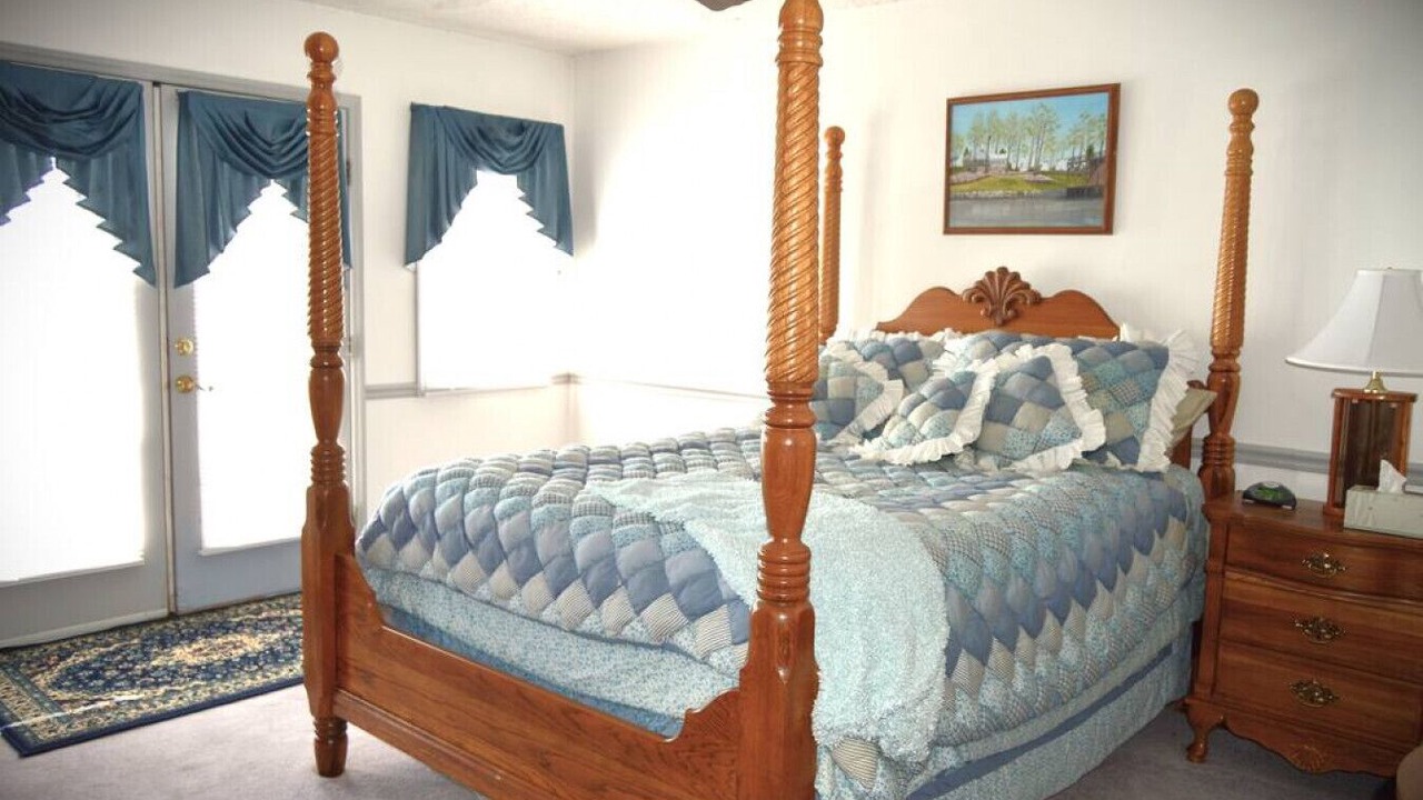 Photo of Bedroom in Semora