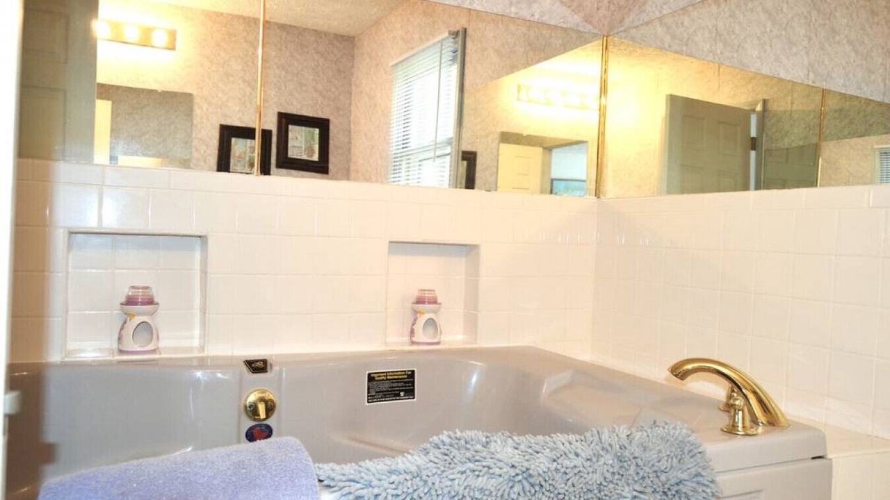 Photo of Bathroom in Semora