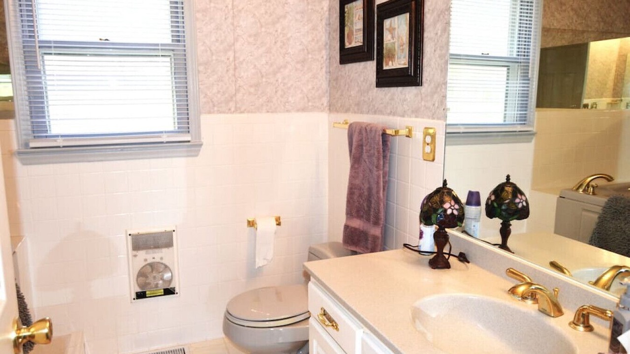 Photo of Bathroom in Semora