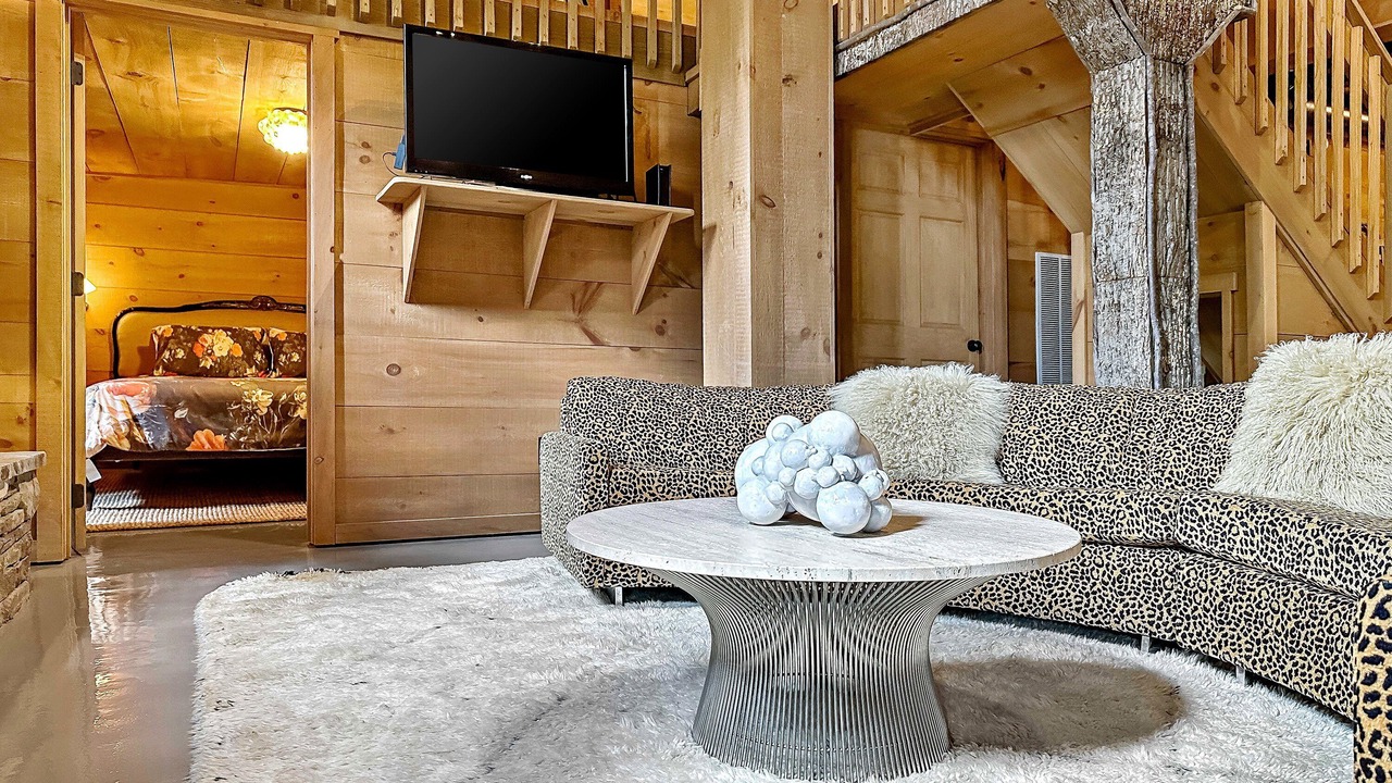 Photo of Livingroom in Weaverville