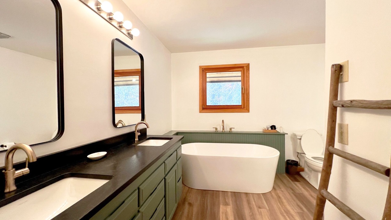Photo of Bathroom in Whittier