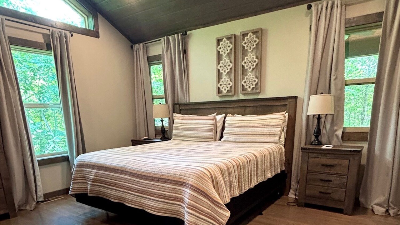 Photo of Bedroom in Murphy