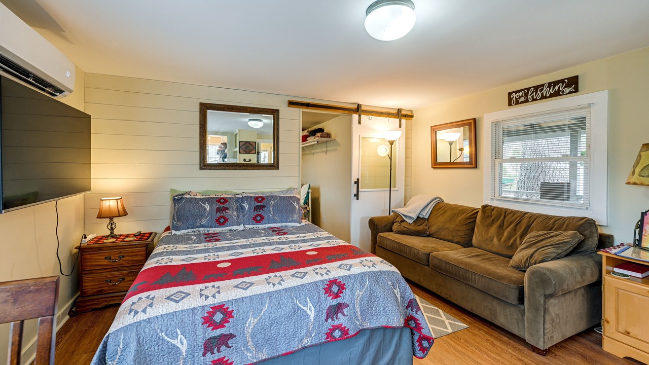 Photo of Bedroom in Qualla
