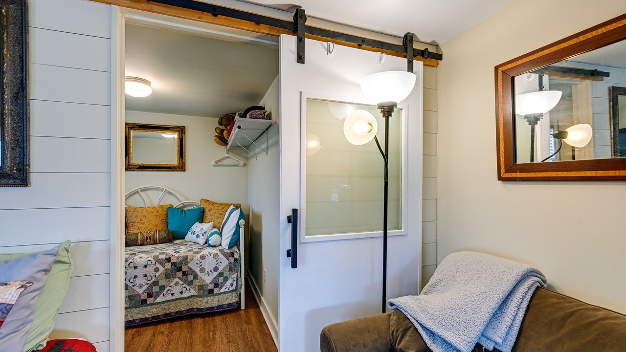 Photo of Bedroom in Qualla